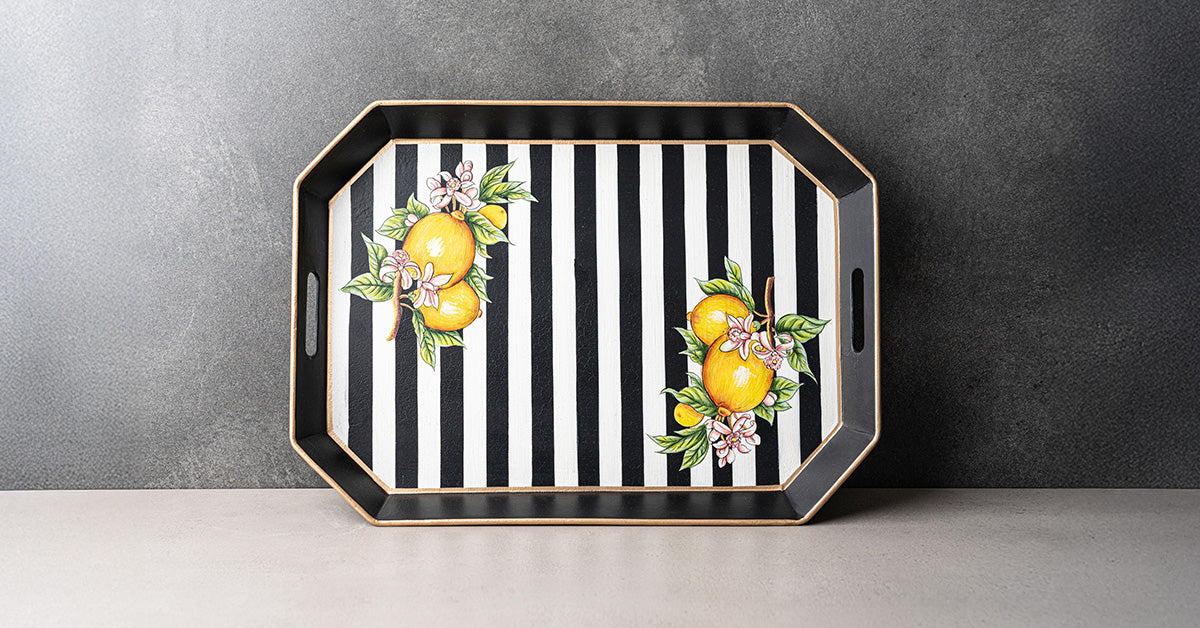 How to Style Your Coffee Table with a Serving Tray