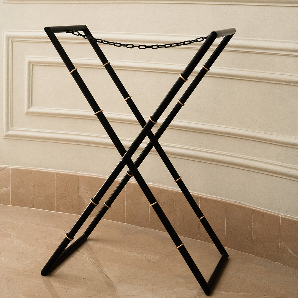 Handpainted_Monochrome_Butler_Tray_-_Rectangle_Amaara