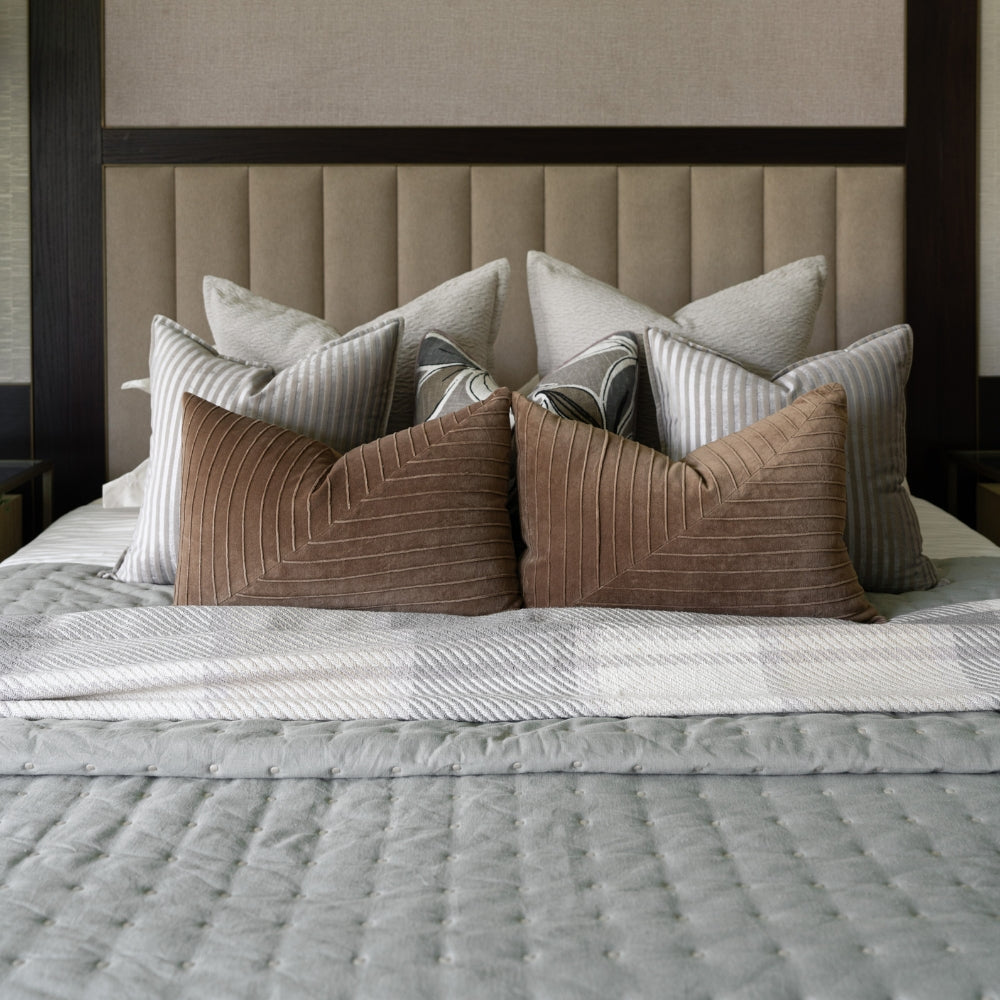 Quilted_Stitch_Detail_Bedspread_Amaara