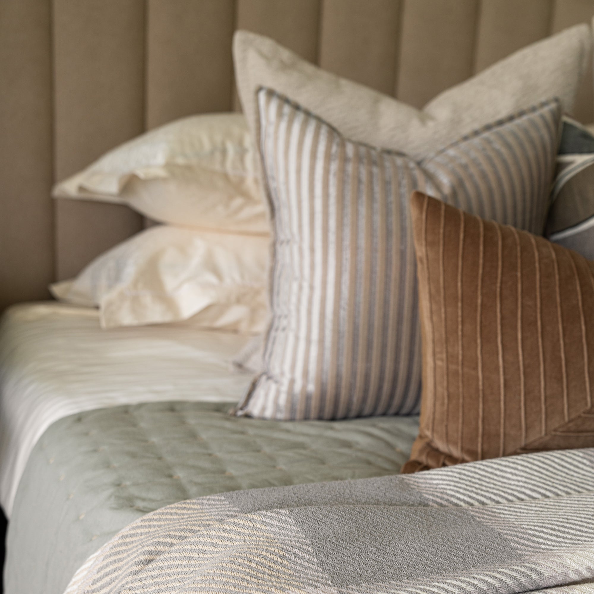 The_Quilted_Stitch_Bed_Set_Amaara_Home